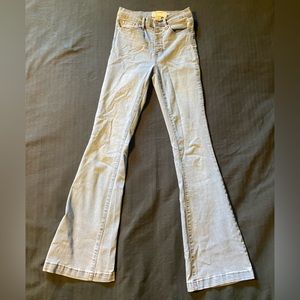 Altar’d State, sz 25 long, flared leg